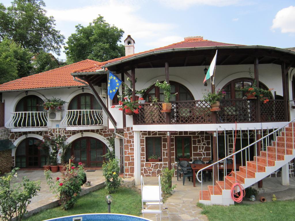 The Beautiful House Hotel Veliko Tarnovo Kültér fotó