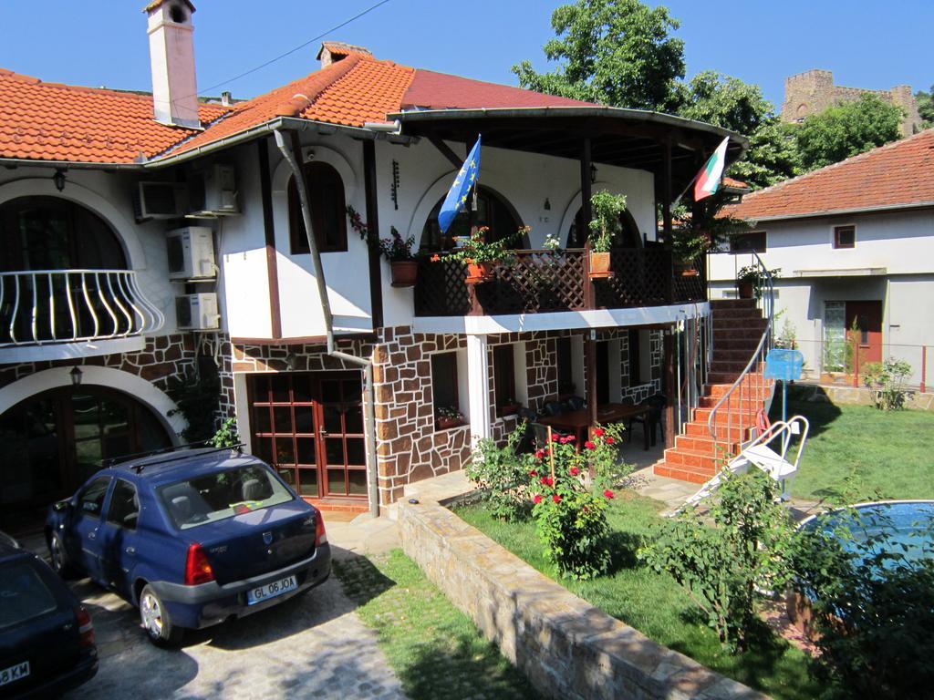 The Beautiful House Hotel Veliko Tarnovo Kültér fotó